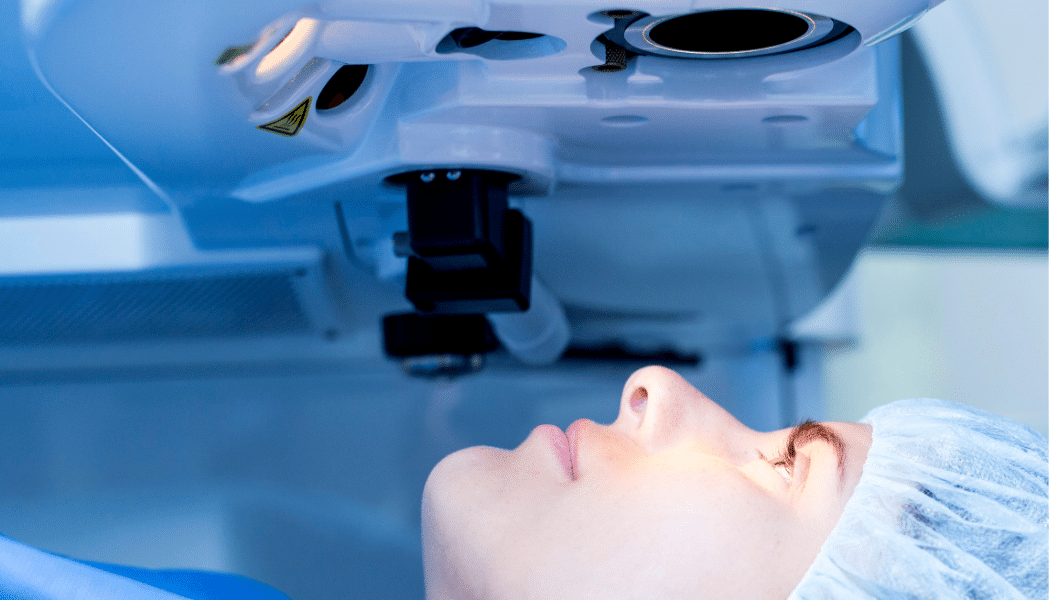 Examen ocular para LASIK en Barnes Talero EyeCare Nashville