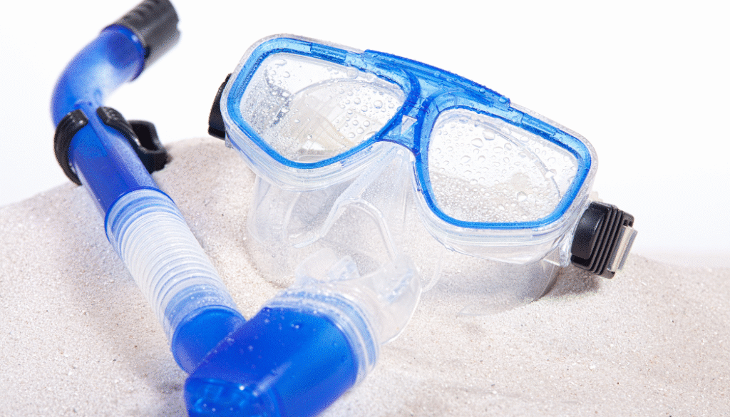 scuba-masks-and-swim-goggles