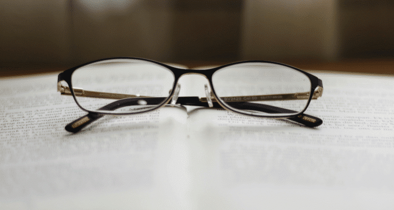 Do Reading Glasses Help With Eye Strain